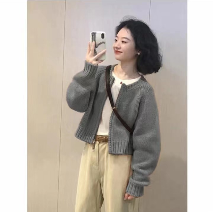 Short sweater jacket women's early autumn new loose double-open zipper cardigan long-sleeved knitted top