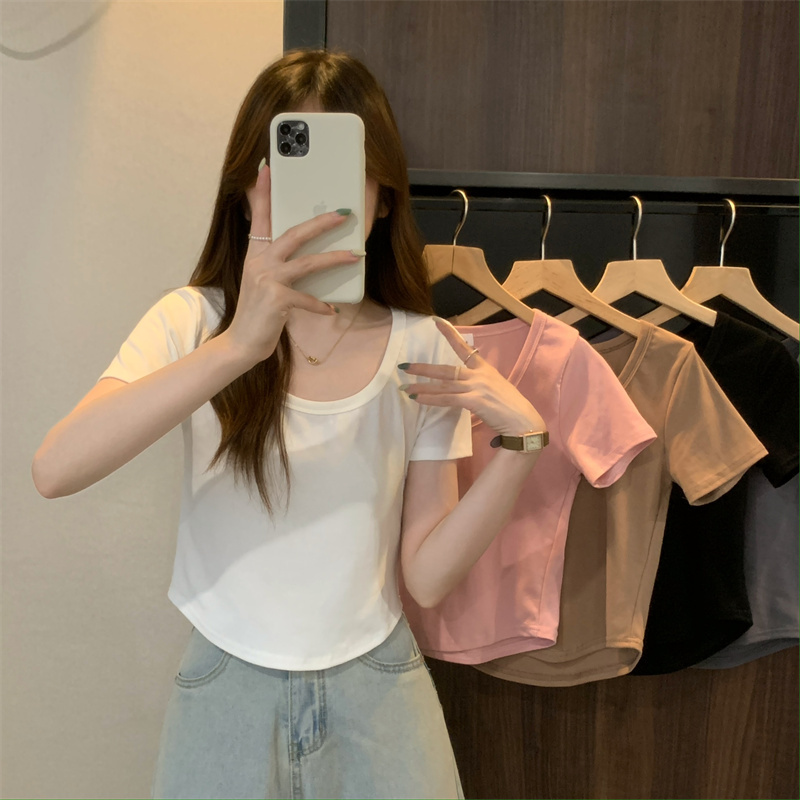 Summer new style U-neck slim curved hem short-sleeved T-shirt