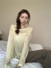 Round neck, loose, lazy and versatile candy-colored sun protection top