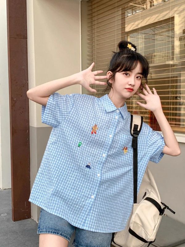 2024 New Summer Korean Embroidery Slim Versatile Casual Rotating Park Cute Cartoon Short Sleeve Shirt for Women