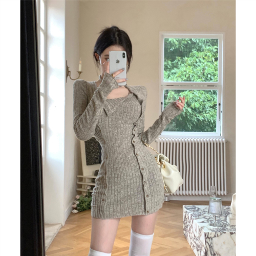 Actual shot ~ Autumn and winter new style halterneck irregular knitted dress for women, slimming, waist-hugging and hip skirt