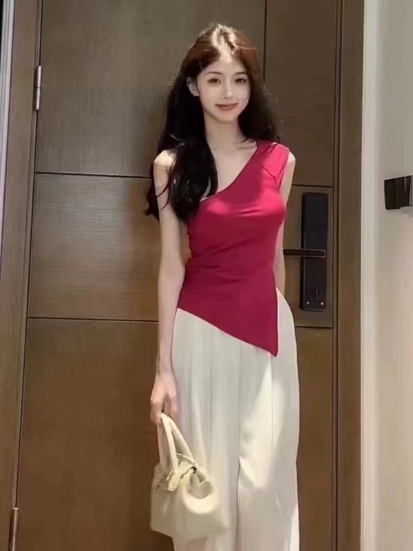 純欲性感斜肩無袖T恤背心女夏季新款修身顯瘦辣妹不規則氣質上衣