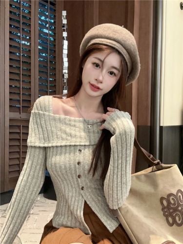 Actual shot ~ Gentle style one-shoulder Korean design slit square collar velvet knitted sweater slim bottoming top