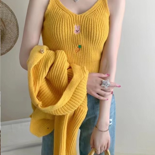 Korean style niche sweater set single-breasted knitted loose style versatile long-sleeved V-neck vest suspender two-piece set