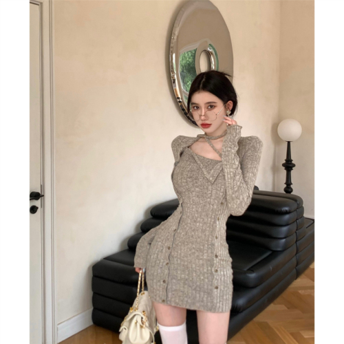 Actual shot ~ Autumn and winter new style halterneck irregular knitted dress for women, slimming, waist-hugging and hip skirt