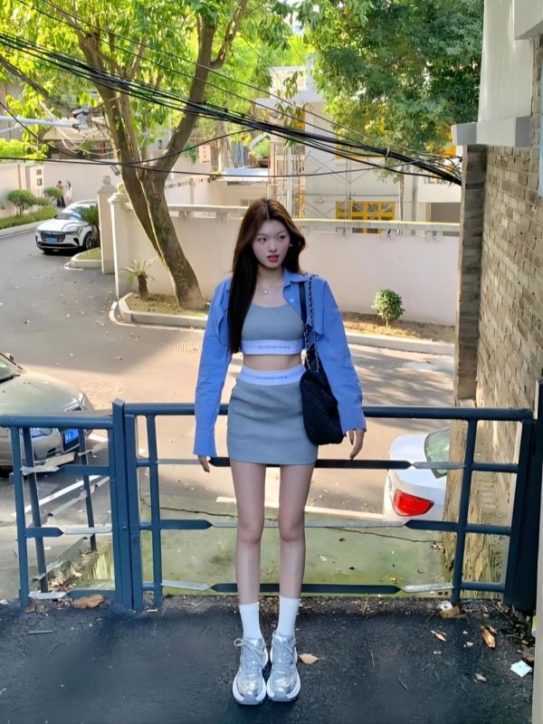 Korean sports style suit women's short shirt vest suspender skirt new three-piece set