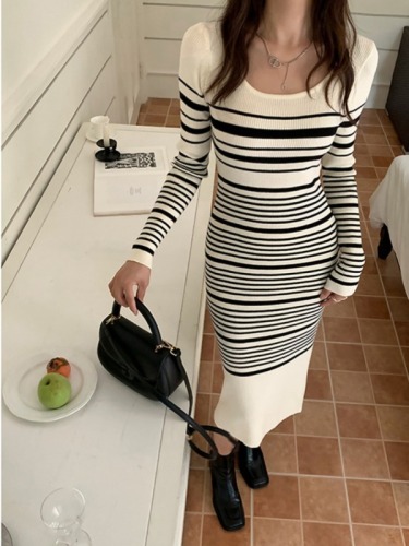 New autumn style~Korean style high-waisted square-neck casual dress contrasting striped long-sleeved dress for women