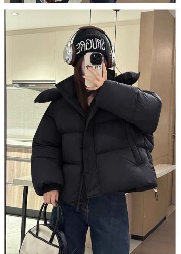 High-definition 2024 new style down cotton-padded coat, pressure-free short style, small man's bread coat, cloud puff cotton-padded coat for women