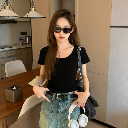 Right shoulder solid color inner t-shirt for women Korean style short-sleeved top pure desire low collar exposed collarbone versatile tight body shirt