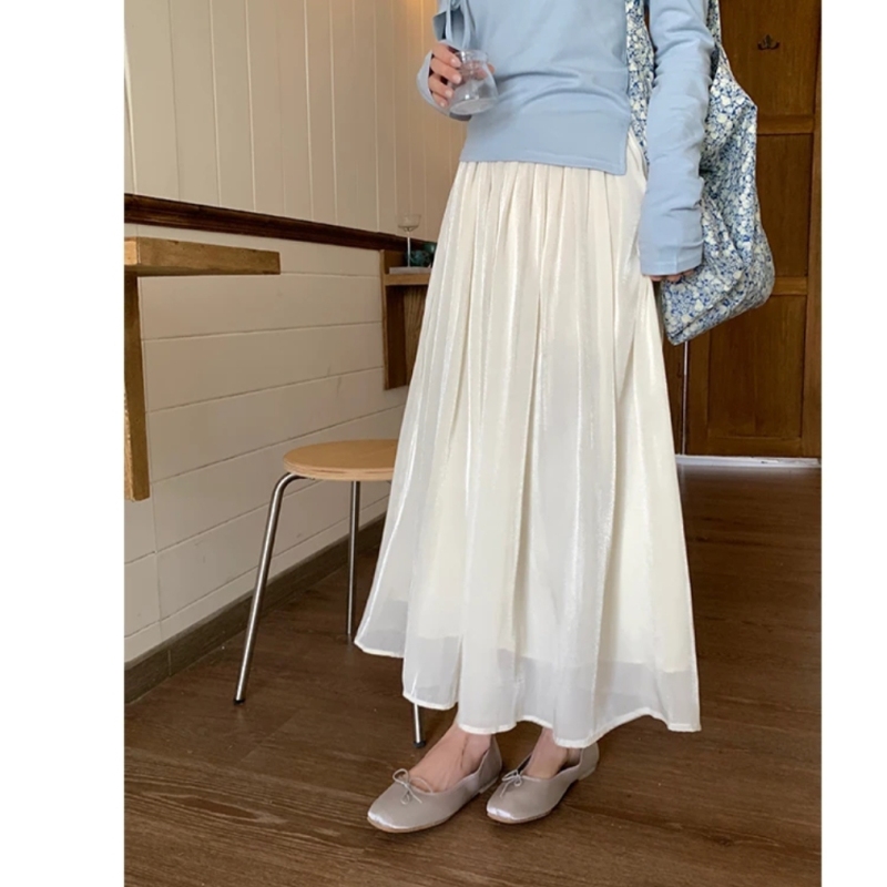 High-end glossy white skirt for women with elasticated high waist and slimming skirt. Mid-length chiffon A-line skirt.