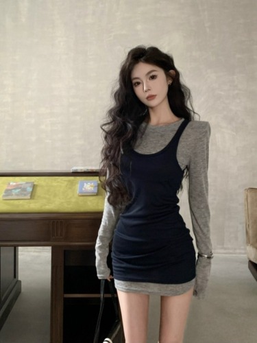 Real shot of autumn sexy age-reducing slightly see-through shoulder-padded long-sleeved T-shirt vest vest two-piece niche hot girl suit