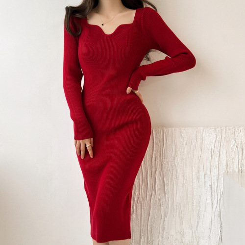 Autumn and winter new model Yujie light and mature style mid-length knitted sweater skirt with slimming temperament and inner wear