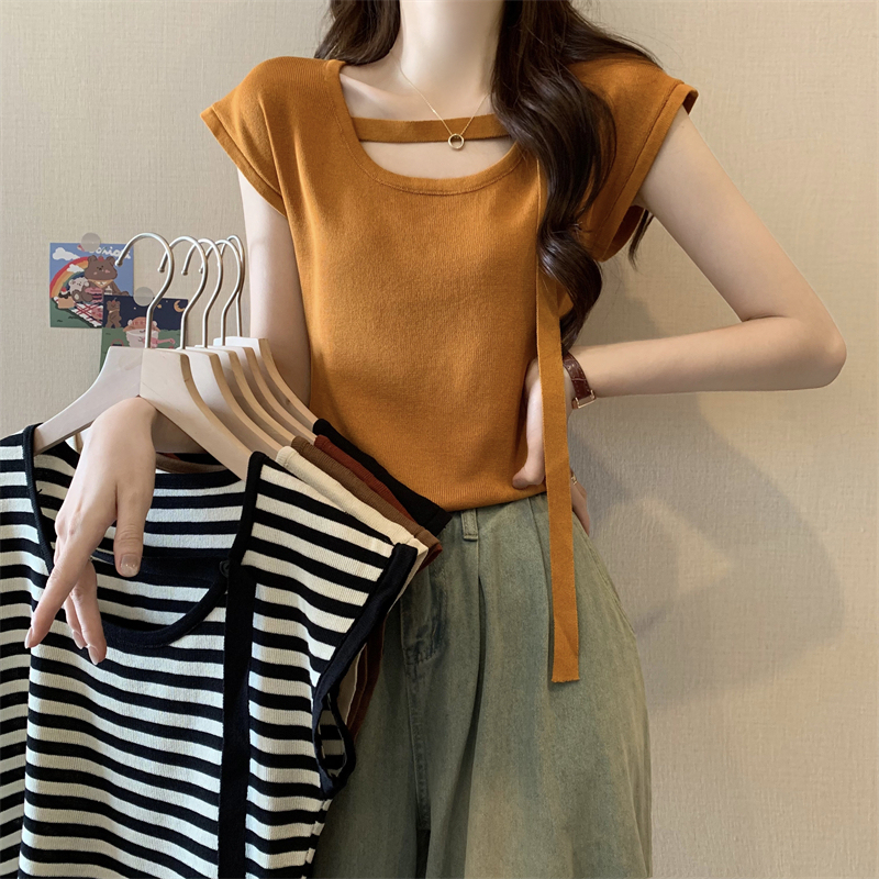 New version of Korean-style design square collar simple short-sleeved sweater