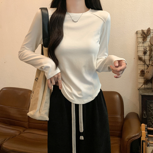 Real shot of Korean style autumn new fishbone top design niche round neck long-sleeved T-shirt for women