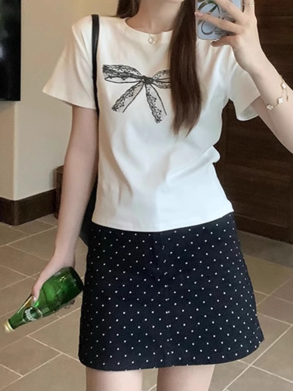 Black skirt for women, summer, small, plus size, fat mm, pear-shaped figure, high waist, slimming, a-line bag buttocks, polka-dot short skirt