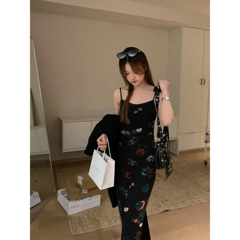 Retro hot girl floral suspender skirt female pure desire slimming versatile butt-covering dress for small people early spring