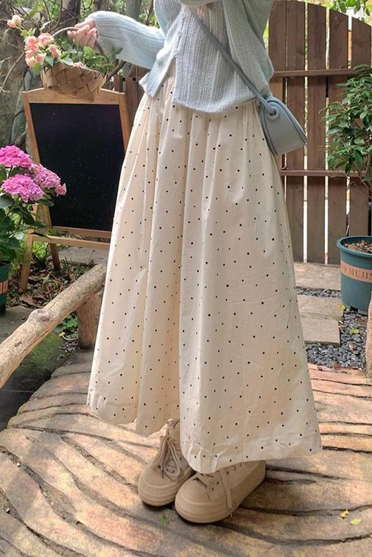 Gentle style white polka dot half-length skirt for women 2024 simple elastic waist covering the hips and slimming a-line super fairy skirt summer