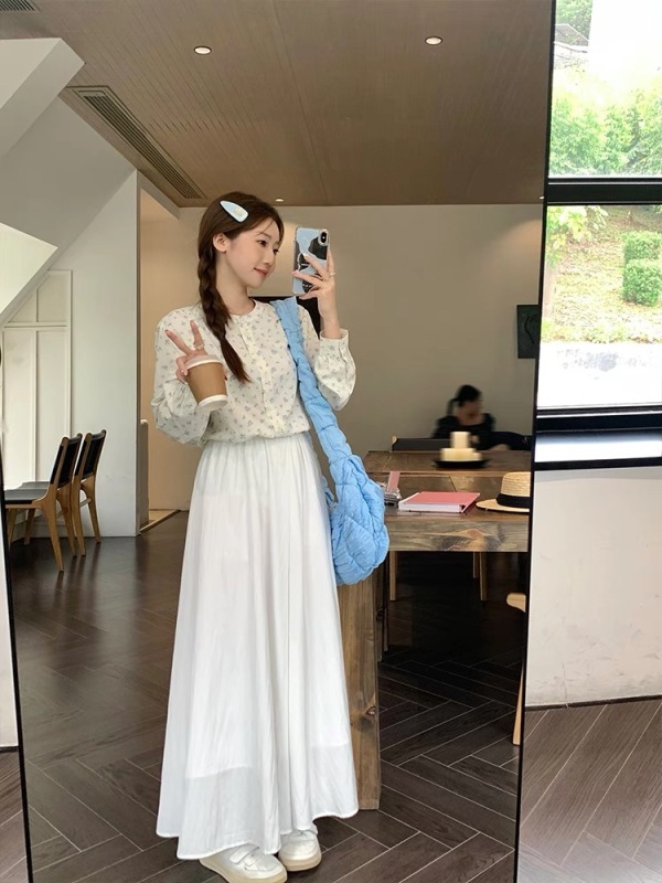 Gentle style solid color drape skirt for women, elastic high waist, slimming, versatile, mid-length skirt for little people