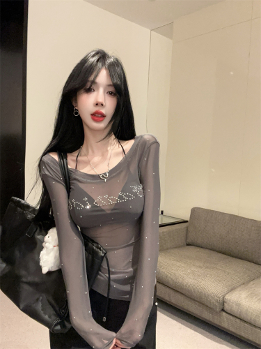 Fashionable retro casual lazy pure lust hot girl hot diamond star sparkling see-through one-shoulder slope collar long-sleeved T-shirt