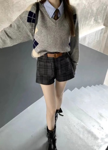 70 is not seventy diamond sweater, lazy autumn and winter women's loose V-neck miu style retro college style jacket and top