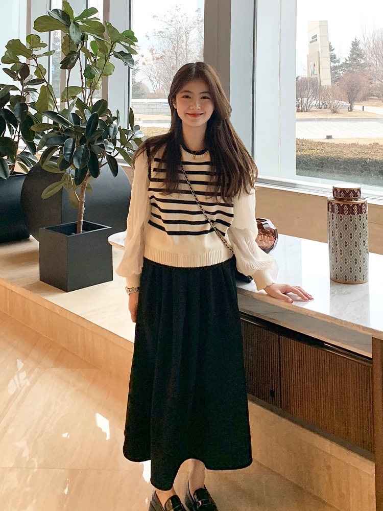 Women's New Irises French Chic Petite Advanced Feeling Dress Set College Style Two-Piece Set