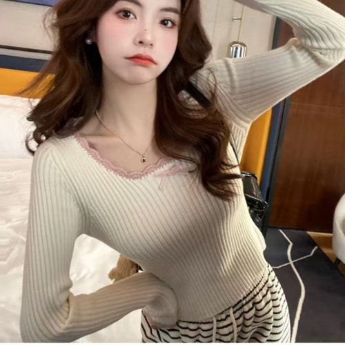 Square collar lace knitted bottoming shirt for women 2024 new Maillard inner bow sweater contrast color low collar top