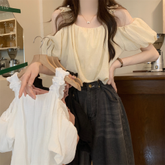 New Korean style off-shoulder puff sleeves loose one-shoulder halter top