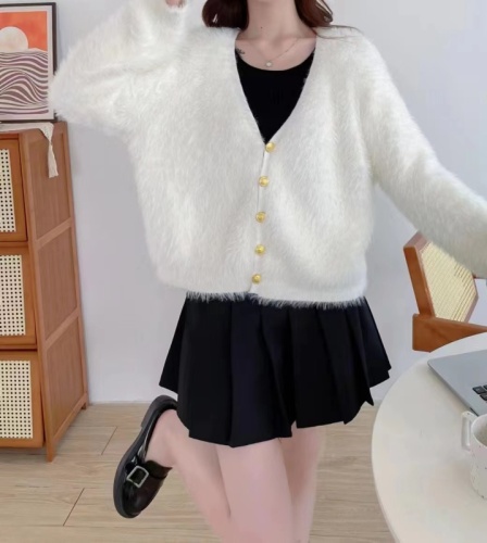 Korean milk fufu, a fairy pink sweater coat, furry sweater, imitation mink velvet gold buckle, gentle and fragrant