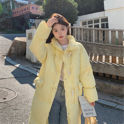 Real shot of cotton-padded clothes for women, ins trendy knee-length mid-length 2024 winter new Korean style waist-cinching thickened cotton-padded jackets