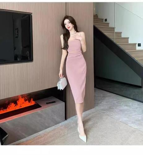 Pink long suspender dress sleeveless 2024 new summer style inner sexy hip-hugging bottoming skirt to reduce age trend