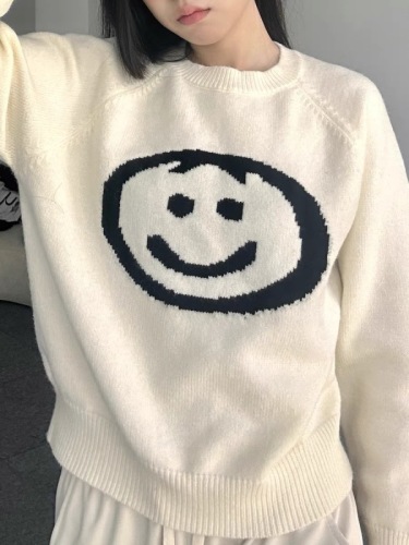 Autumn and winter new Korean style white sweater for women, loose inner, smiling face, lazy style Japanese style top design