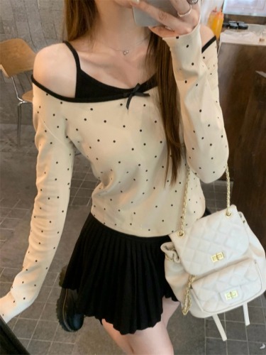 Real shot~Autumn new design fake two-piece small suspender long-sleeved off-shoulder T-shirt