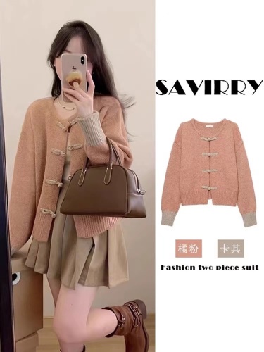 New autumn and winter Korean style retro heavy industry buckle design knitted cardigan sweater + pleated skirt two-piece set