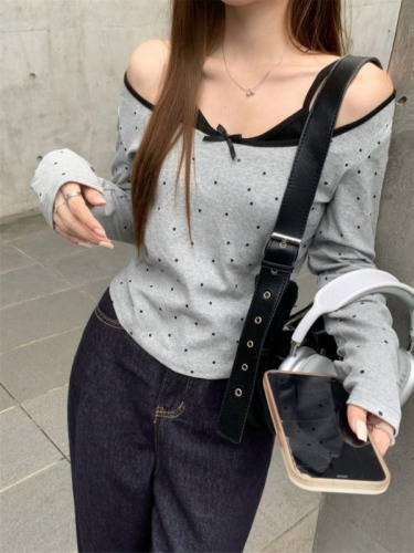 Real shot~Autumn new design fake two-piece small suspender long-sleeved off-shoulder T-shirt