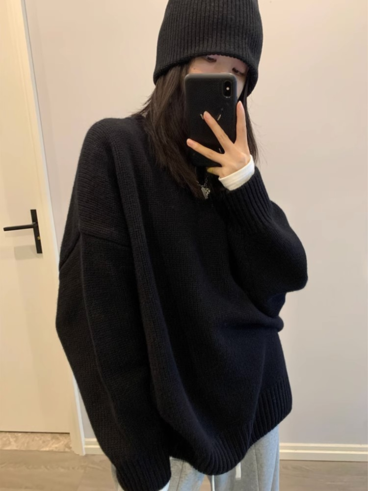 Black V-neck Knit Sweater for Women - Winter Thick, Lazy, Soft and Chewy Inner Base Knit Top with Cold-toned High-end Style