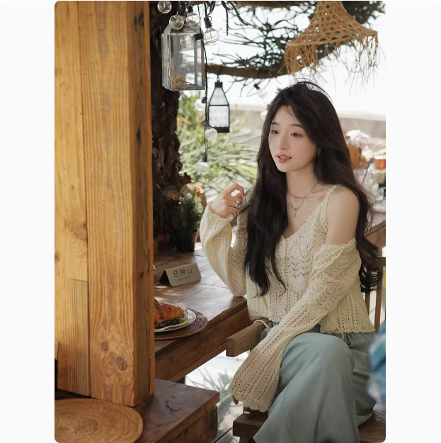 Hollow jacquard V-neck short knitted suit suspender/lace-up cardigan for retro women