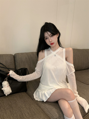 Gentle and super forest style, lazy and staggered design, see-through hollow air quality long-sleeved T-shirt, fashionable and versatile top for hot girls