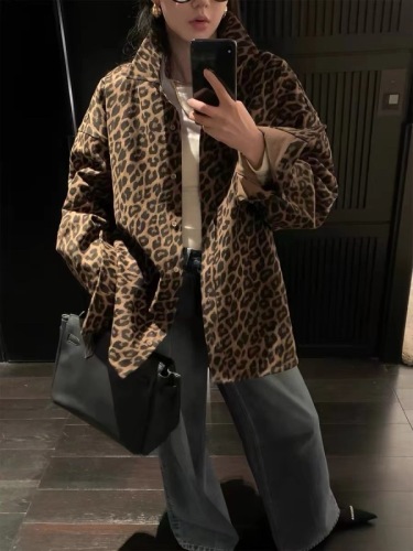 Measuring Ouyang 8/7 20 o'clock leopard print resurgence yuppie high-end American retro coat loose jacket