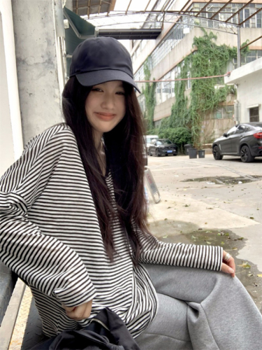 Korean striped long-sleeved T-shirt women's summer design niche loose backless lazy style sun protection top