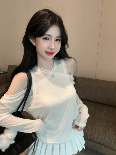 Gentle and super forest style, lazy and staggered design, see-through hollow air quality long-sleeved T-shirt, fashionable and versatile top for hot girls