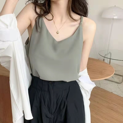 Spot#Hong Kong style plus size women's solid color loose V-neck camisole for outer wear and inner wear for women's casual bottoming shirt tops