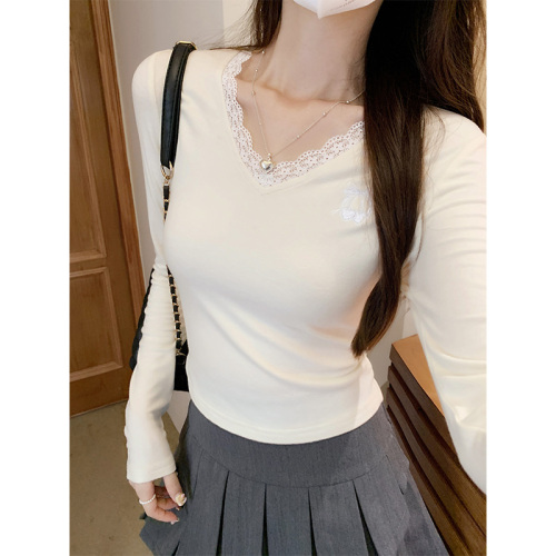 Real shot of pure lust sexy V-neck lace long-sleeved T-shirt for women in autumn waist slimming inner short top