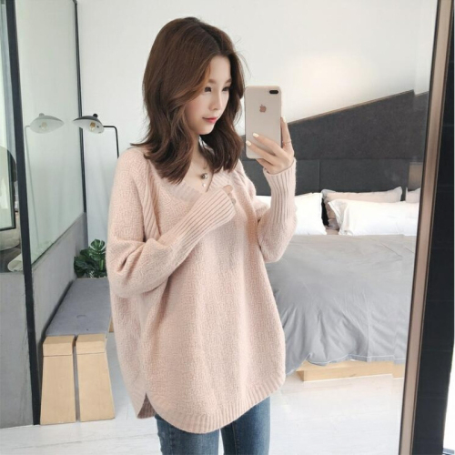 Lazy style, loose and fairy style, versatile top cec super hot V-neck sweater bottoming shirt for women winter