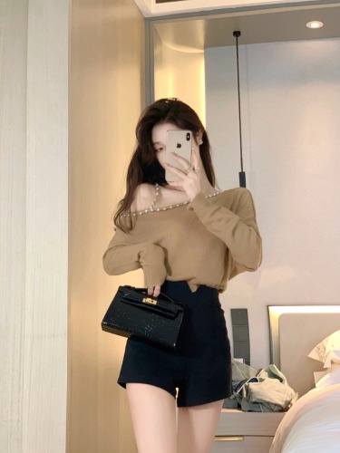 Spring off-shoulder top for women ins long-sleeved Hong Kong style design niche lazy style diamond knitted top trend