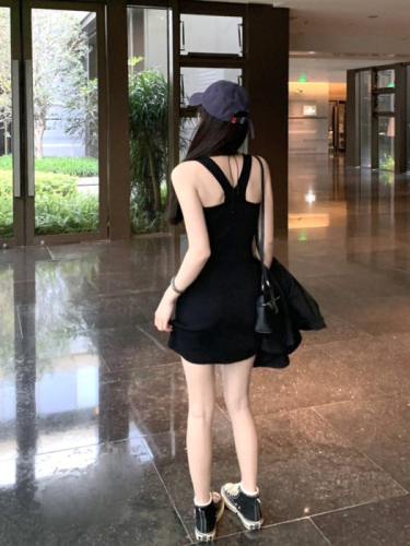 Tmall Douyin quality square neck suspender dress summer women's waist slimming hip skirt hot girl slim vest dress