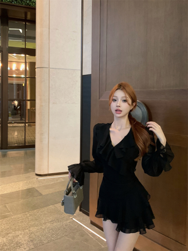 Real shot V-neck dress women's autumn ruffled bell sleeves slim French little black dress