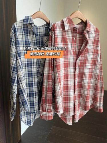 Easily get fashionable, lazy and slim plaid sun protection clothing, loose air-conditioned shirt for women, new spring and summer style