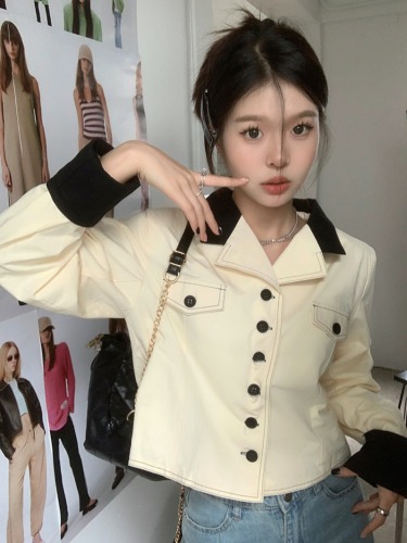 Real shot of contrasting color suit collar small fragrant style jacket autumn new small short suit top for women