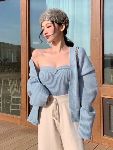 Spring fashion knitted suit Hong Kong style small sexy sweater jacket + temperament tube top