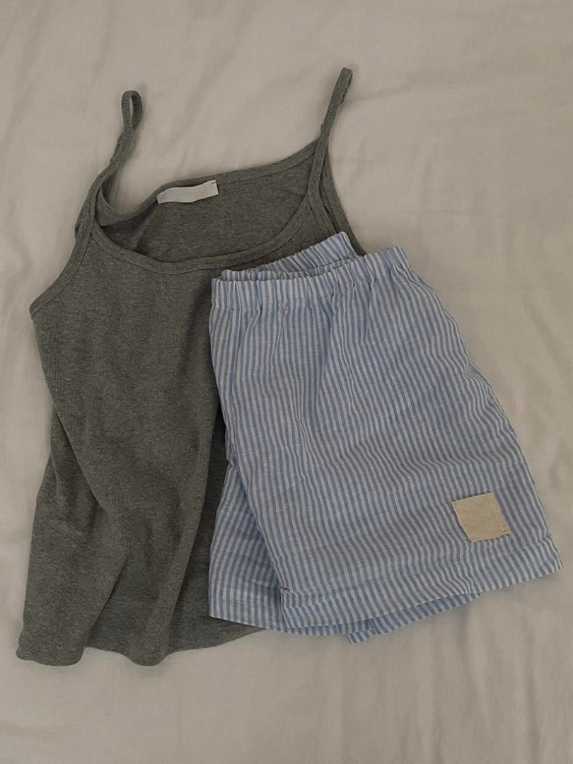 ins風簡約吊帶睡衣女款夏季新款休閒純色背心條紋短褲家居服套裝